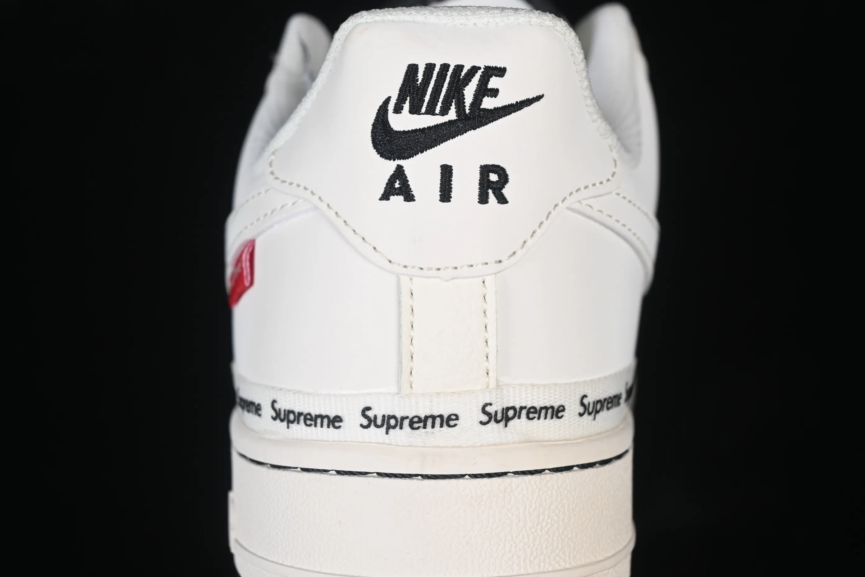 All categories Nk Air Force 1 Air Force series Nk Air Force 1 Low Air Force low-top Nike Air Force 1'07 Low Supreme co-branded beige signature Air Force 1 low-top casual sneakers XX3168-222